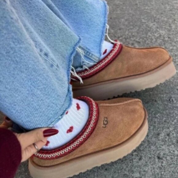 Ugg Tazz Tasman Platform Slipper in chestnut - Picture 1 of 6